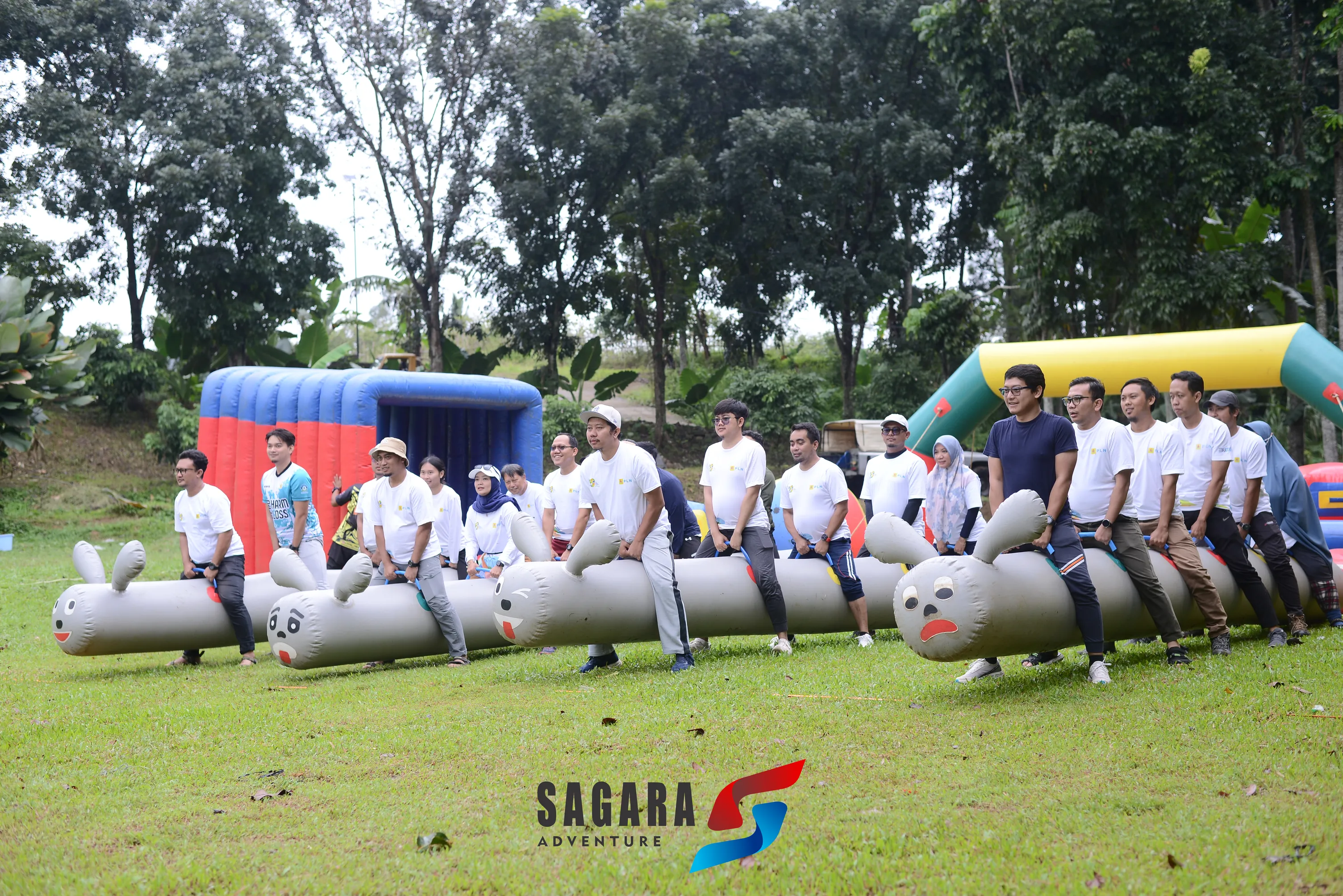 Seru Banget untuk Gathering dengan Outbound Inflatable Games Balon di Griya Sawah Lega Puncak